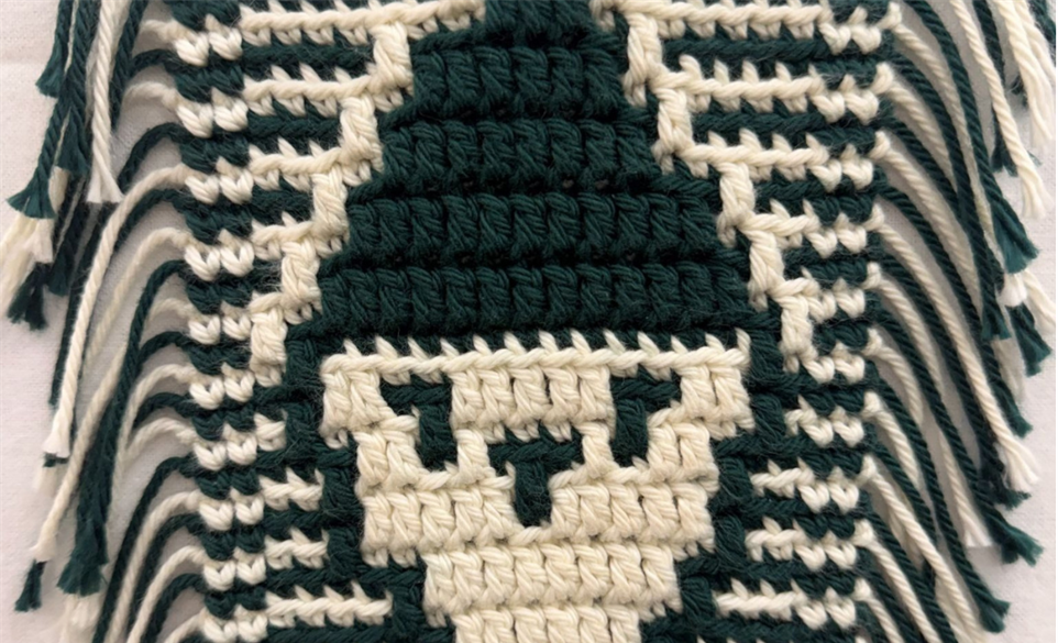 Crochet: Gnome Mug Rug